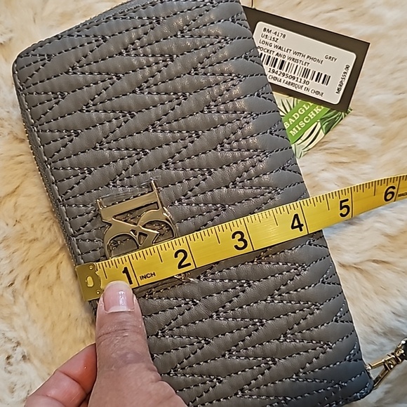 NWT Badgley Mischa Long Wallet W/ Phone   Pocket & Wristlet - Picture 12 of 13
